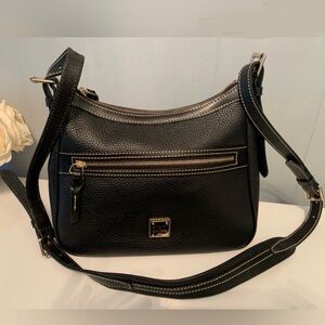 Dooney & Bourke Presley in Black black